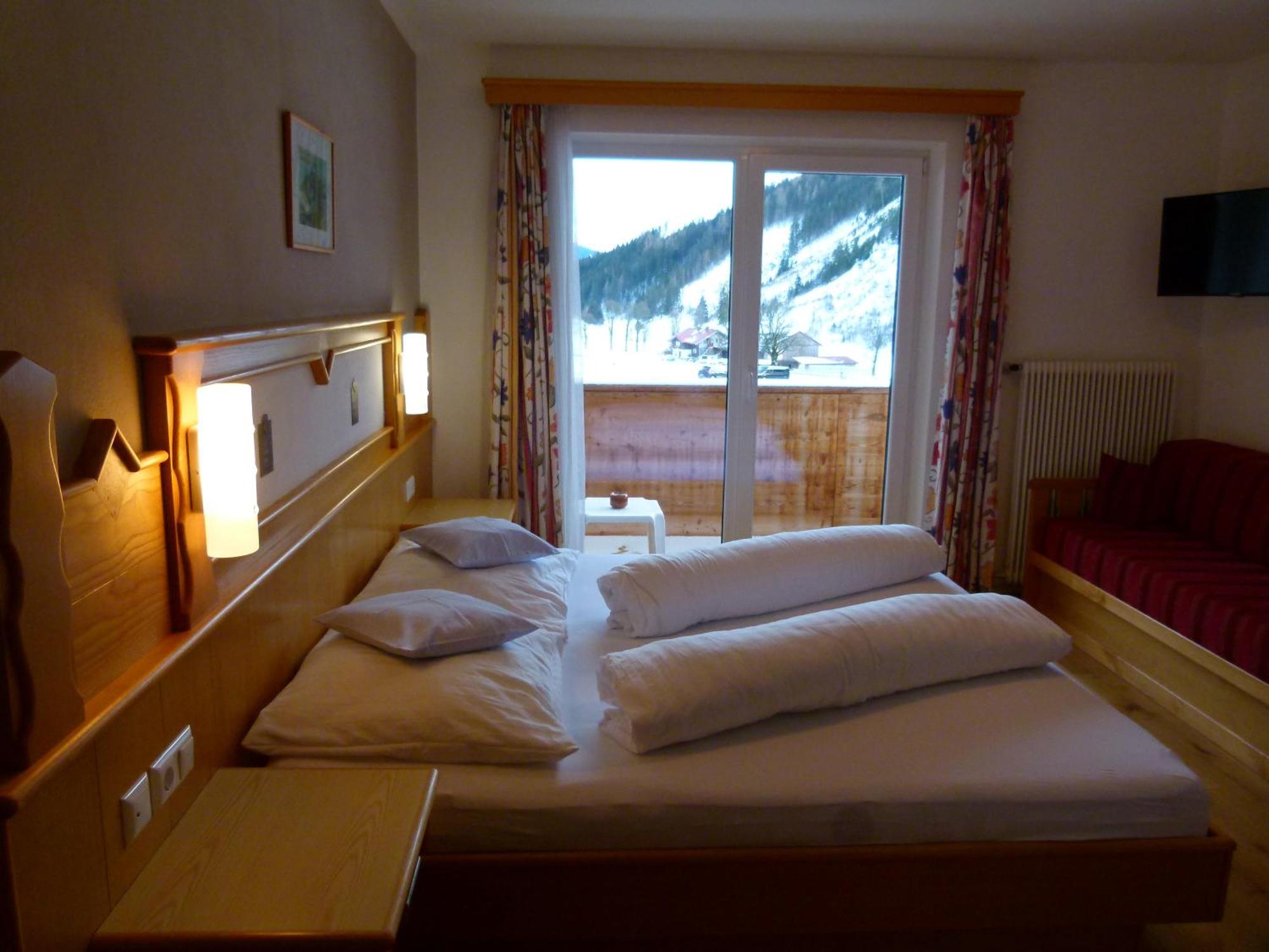 Montanara Apartment & Zimmer Ramsau am Dachstein Ngoại thất bức ảnh